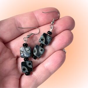 Vintage/modern black & gray mod art glass dangle earrings